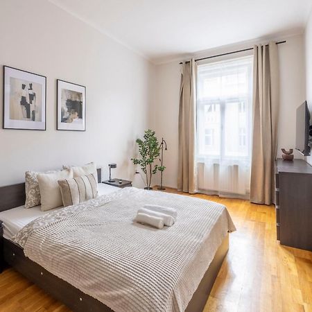Stylish & Cozy City Center Apartment By Prestige Homes Budapeszt Zewnętrze zdjęcie